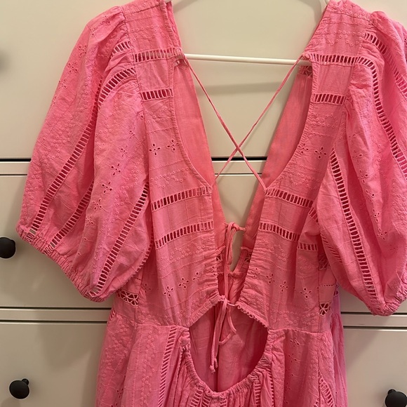 UO Marla Eyelet Puff Sleeve Mini Dress - Picture 6 of 8